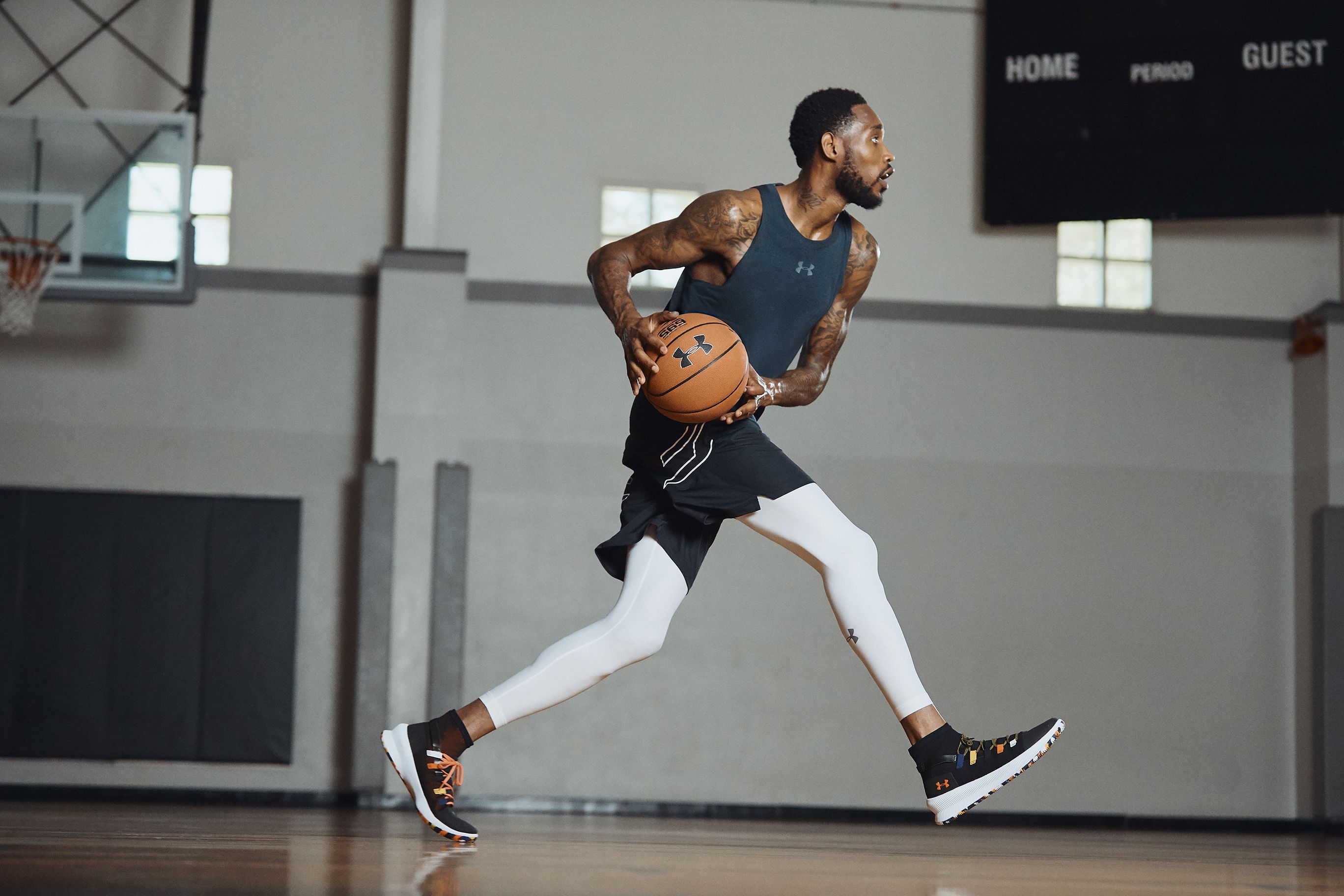 Under Armour together with NBA players launches new M-Tag basketball shoes